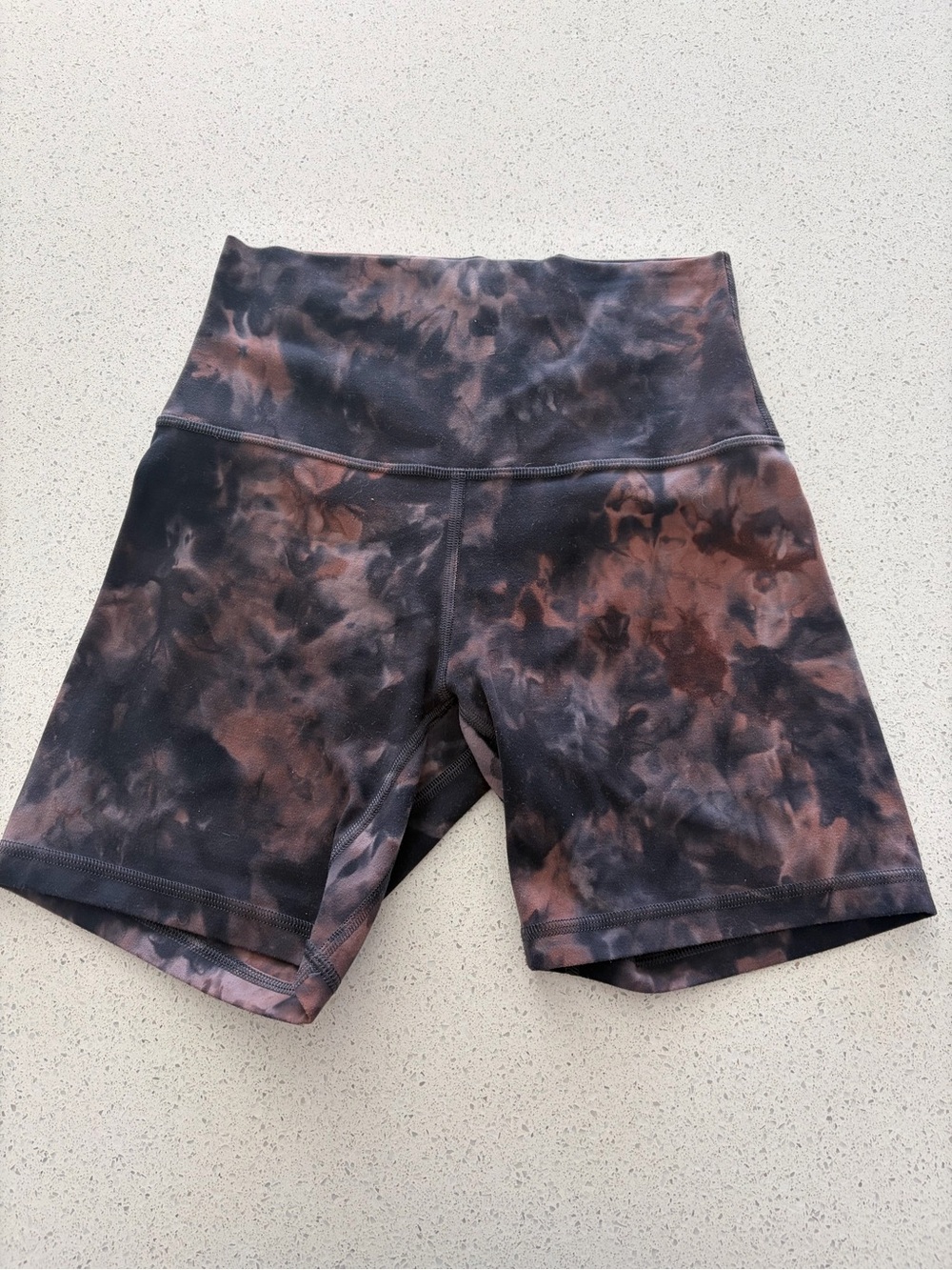LULULEMON ALIGN™ SHORT 6"